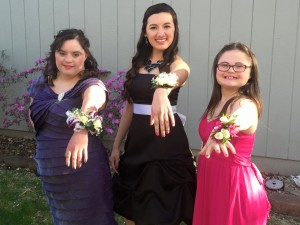 prom girls wrist corsages