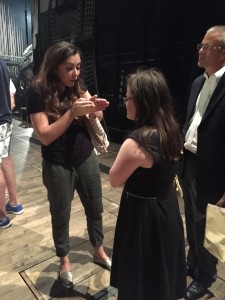 Getting the scoop from Desi Oakley about what goes on backstage. 